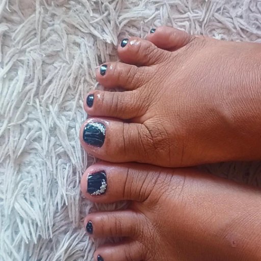 Ediana, Manicure / nail designer